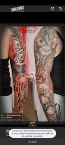 Anuario de la revista Tinta y Estilo como uno de los mejores tatuajes de 2024, tatuaje brazo completo, mejortatuaje, mejortatuadorparla, tatuajesparla, estudiotatuajeparla, tatuaje calaveras, tatuaje motero, tatuaje rosas